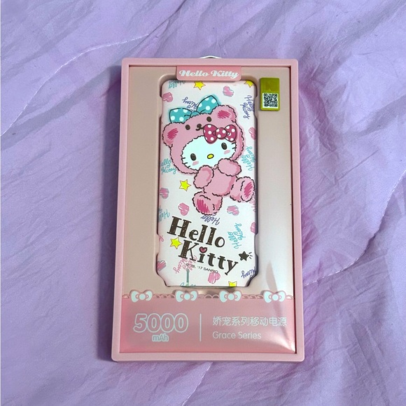 Hello Kitty Powerbank - Picture 1 of 2